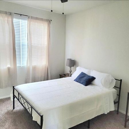 Phoenix comfort home suites Extérieur photo