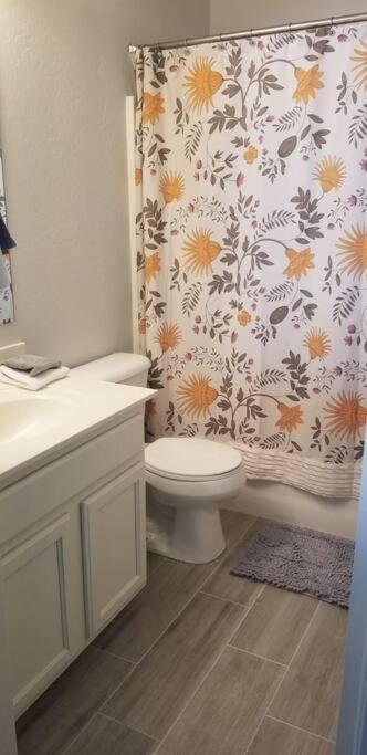 Phoenix comfort home suites Extérieur photo