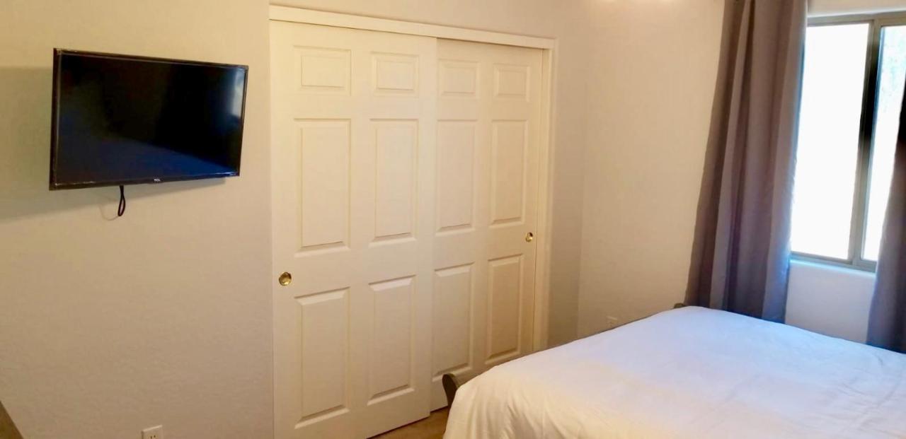 Phoenix comfort home suites Extérieur photo